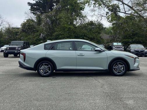 Morning Haze 2026 Kia K4 LXS