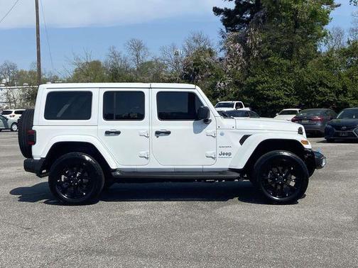 2024 Jeep Wrangler 4xe Sahara