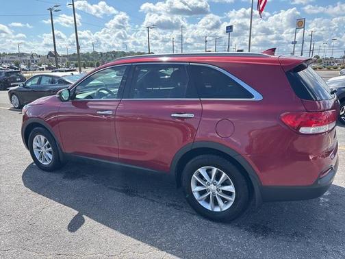 2018 Kia Sorento LX