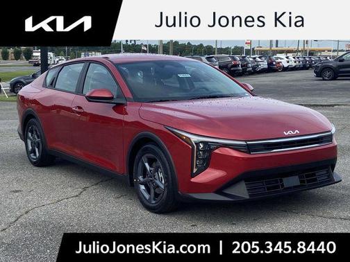 Currant Red 2026 Kia K4 LXS