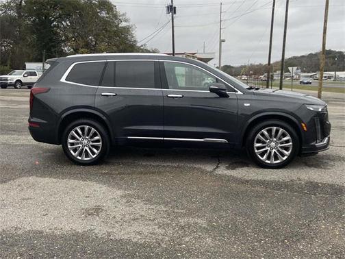 2022 Cadillac XT6 Premium Luxury AWD