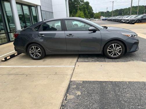 Gravity Gray 2023 Kia Forte LXS
