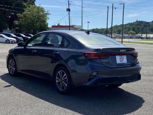 Gravity Gray 2023 Kia Forte LXS