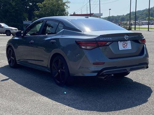 Gun Metallic 2022 Nissan Sentra SR