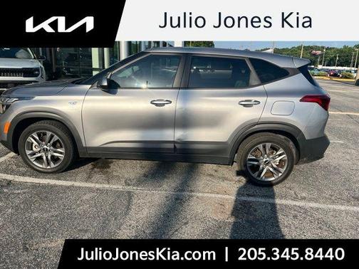 Steel Gray 2022 Kia Seltos LX