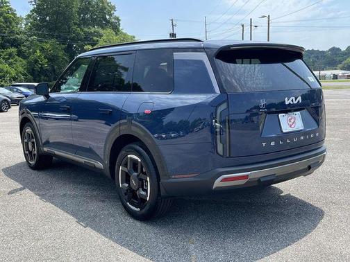 Midnight Lake Blue 2027 Kia Telluride EX