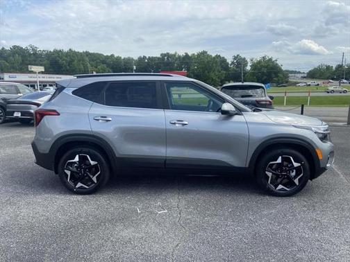 2025 Kia Seltos EX