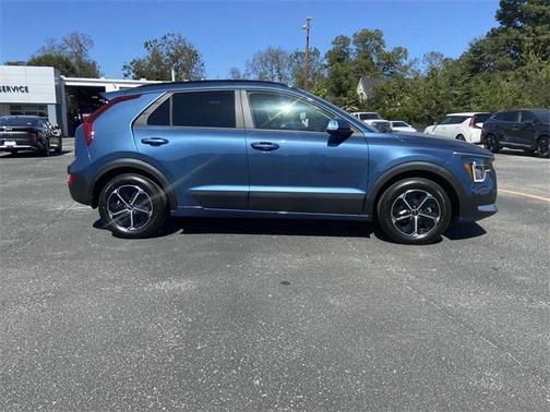 2025 Kia Niro EX