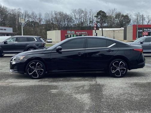 2023 Nissan Altima SR Intelligent AWD