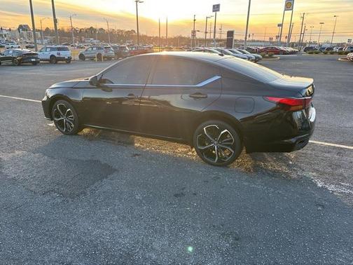 2023 Nissan Altima SR Intelligent AWD