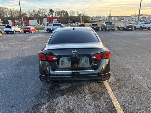 2023 Nissan Altima SR Intelligent AWD