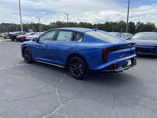 2025 Kia K4 GT-Line Turbo