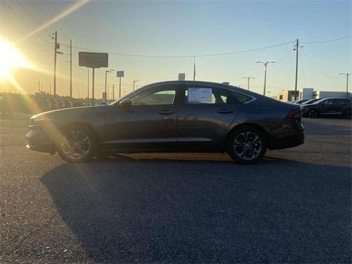 2024 Honda Accord EX 1.5T