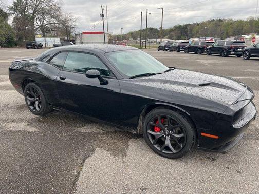 2020 Dodge Challenger SXT