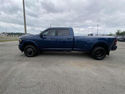 2024 RAM 3500 Limited Crew Cab 4x4 8' Box
