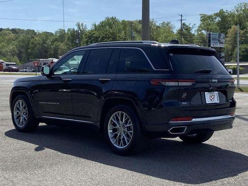 2022 Jeep Grand Cherokee 4xe Summit