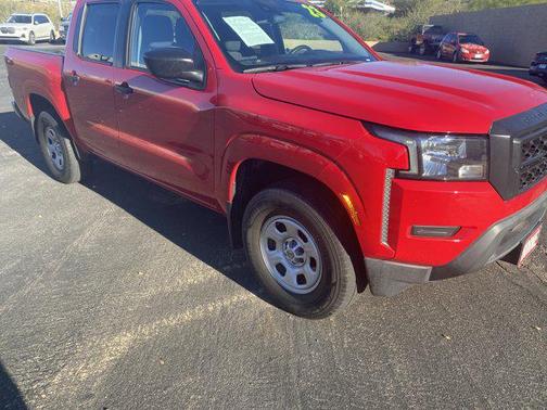 2023 Nissan Frontier S