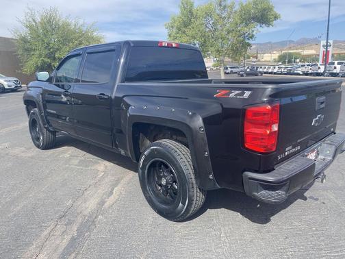 Black 2018 Chevrolet Silverado 1500 2LT