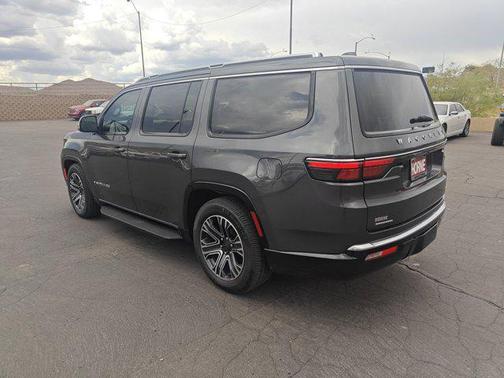 2022 Jeep Wagoneer Series III 4x4