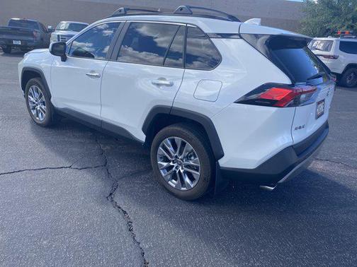 2022 Toyota RAV4 Limited