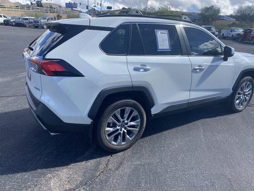 2022 Toyota RAV4 Limited