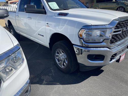 2022 RAM 2500 Big Horn Crew Cab 4x4 6'4' Box