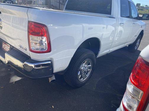 2022 RAM 2500 Big Horn Crew Cab 4x4 6'4' Box