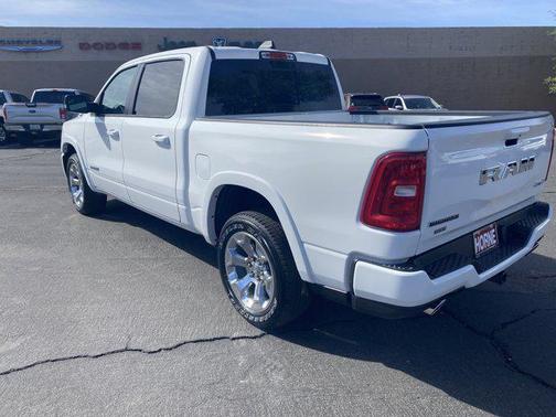 Bright White Clearcoat 2026 RAM 1500 Big Horn/Lone Star