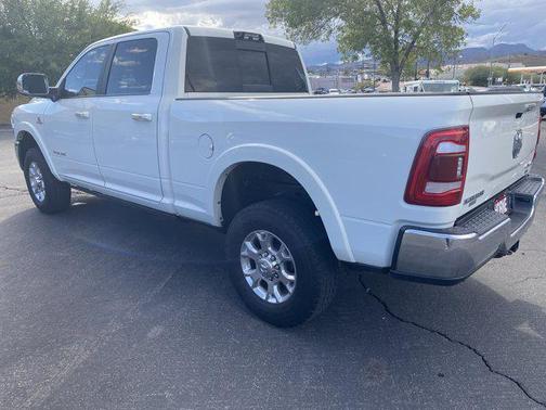 2022 RAM 2500 Laramie Crew Cab 4x4 6'4' Box