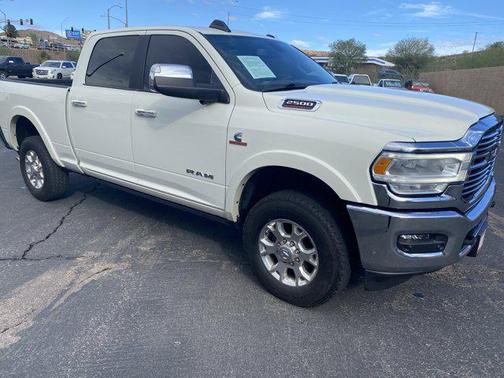 2022 RAM 2500 Laramie Crew Cab 4x4 6'4' Box