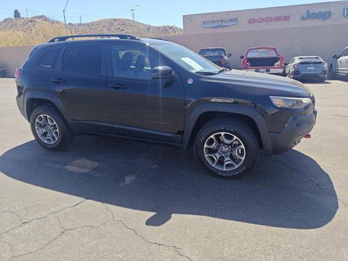 2022 Jeep Cherokee Trailhawk