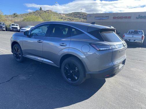2026 Nissan Murano SV