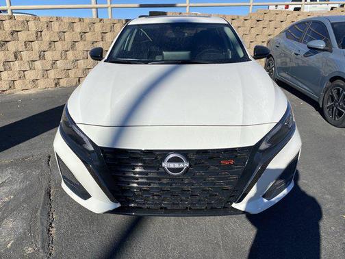 2025 Nissan Altima SR FWD