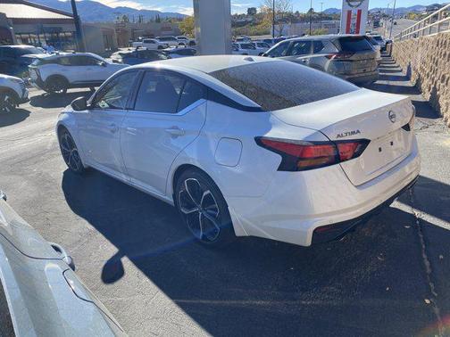 2025 Nissan Altima SR FWD