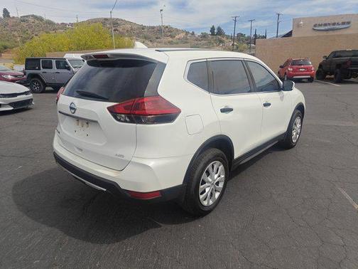 2019 Nissan Rogue S