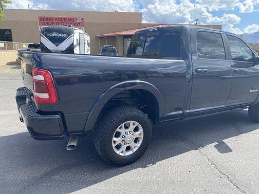 2020 RAM 2500 Laramie Crew Cab 4X4 6'4' Box