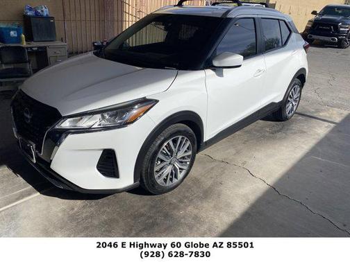 2023 Nissan Kicks SV