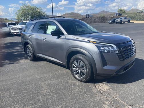 Gun Metallic 2026 Nissan Pathfinder SV