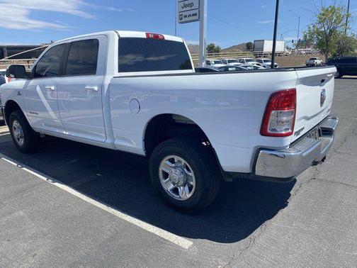 2022 RAM 2500 Big Horn Crew Cab 4x4 6'4' Box