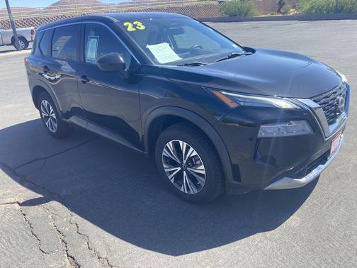 Super Black 2023 Nissan Rogue SV