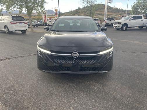 Super Black 2027 Nissan Sentra SV