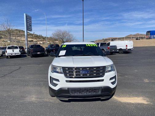 2016 Ford Explorer Base