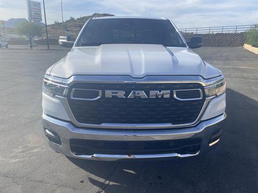 Bright White Clearcoat 2026 RAM 1500 Big Horn/Lone Star