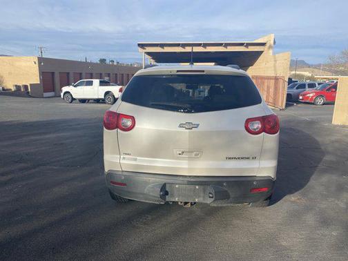 2011 Chevrolet Traverse 2LT