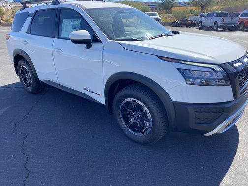2025 Nissan Pathfinder Rock Creek 4WD