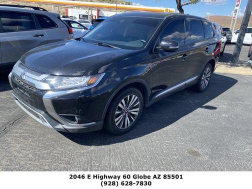 2020 Mitsubishi Outlander SE