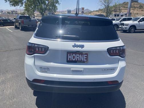 Bright White Clearcoat 2025 Jeep Compass Limited