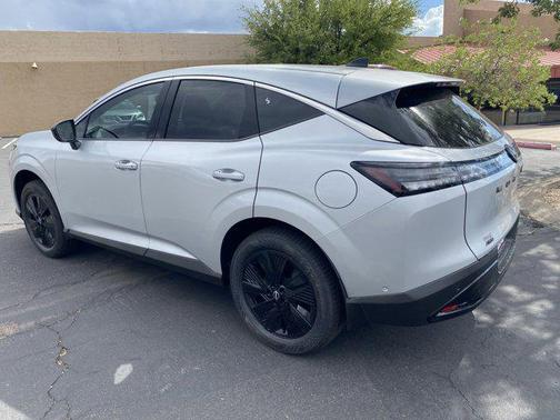 2025 Nissan Murano SV
