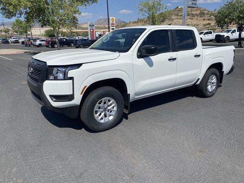 2025 Nissan Frontier S