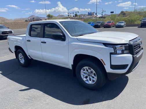 2025 Nissan Frontier S